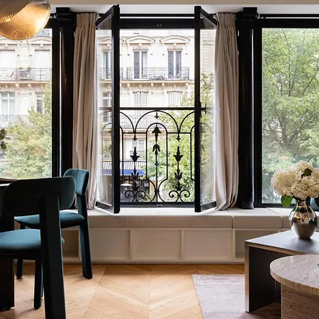 La - Voltaire Ii - 2 Bedrooms With Ac *