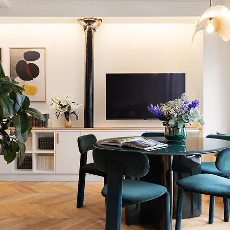 La - Voltaire Ii - 2 Bedrooms With Ac *