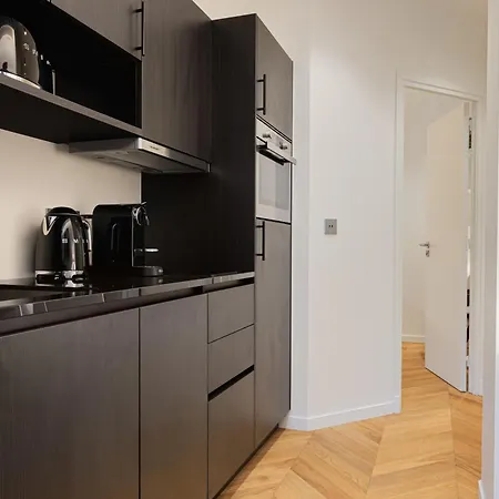 La - Voltaire Ii - 2 Bedrooms With Ac