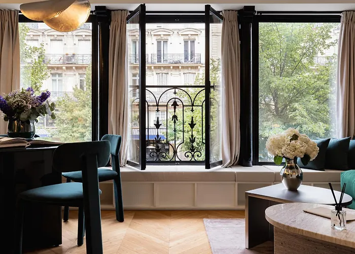 La - Voltaire Ii - 2 Bedrooms With Ac *